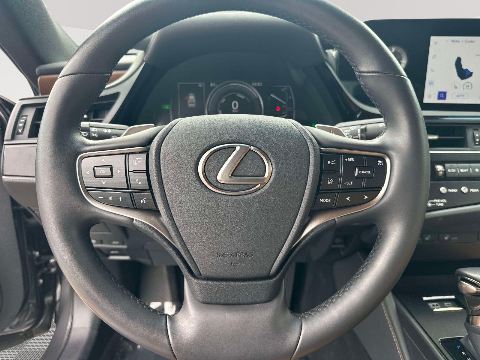 2025 Lexus ES ES 300h