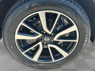 2020 Nissan Rogue SL