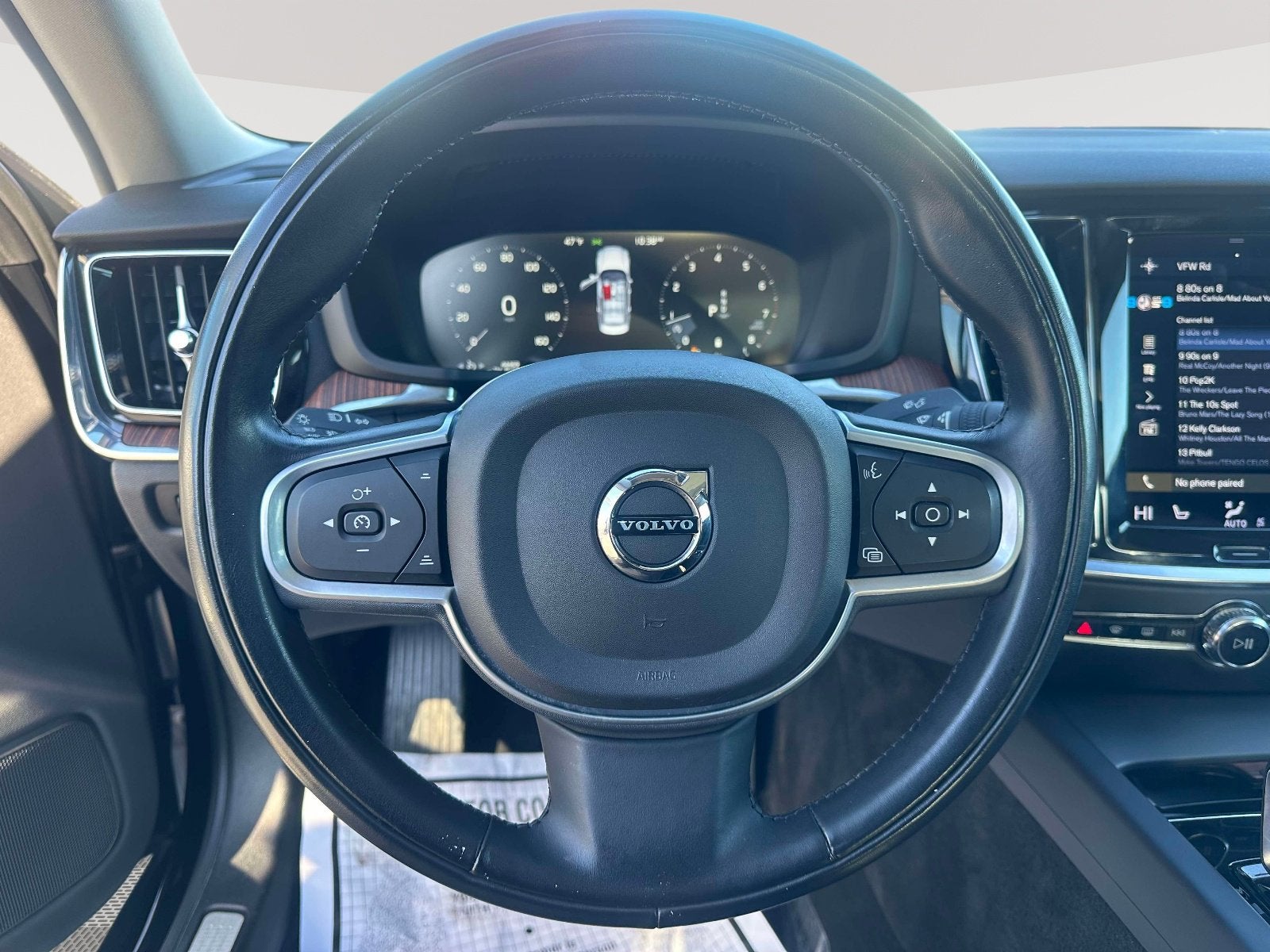 2022 Volvo S60 Momentum