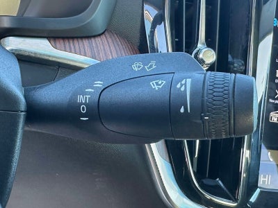 2022 Volvo S60 Momentum