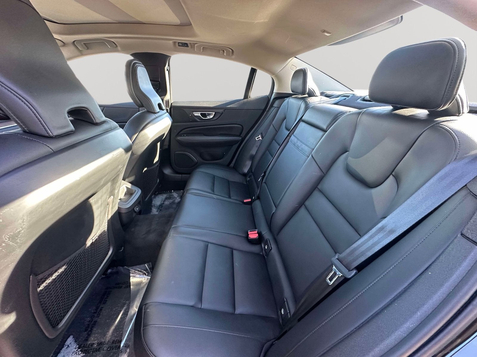 2022 Volvo S60 Momentum