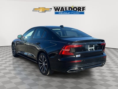 2022 Volvo S60 Momentum