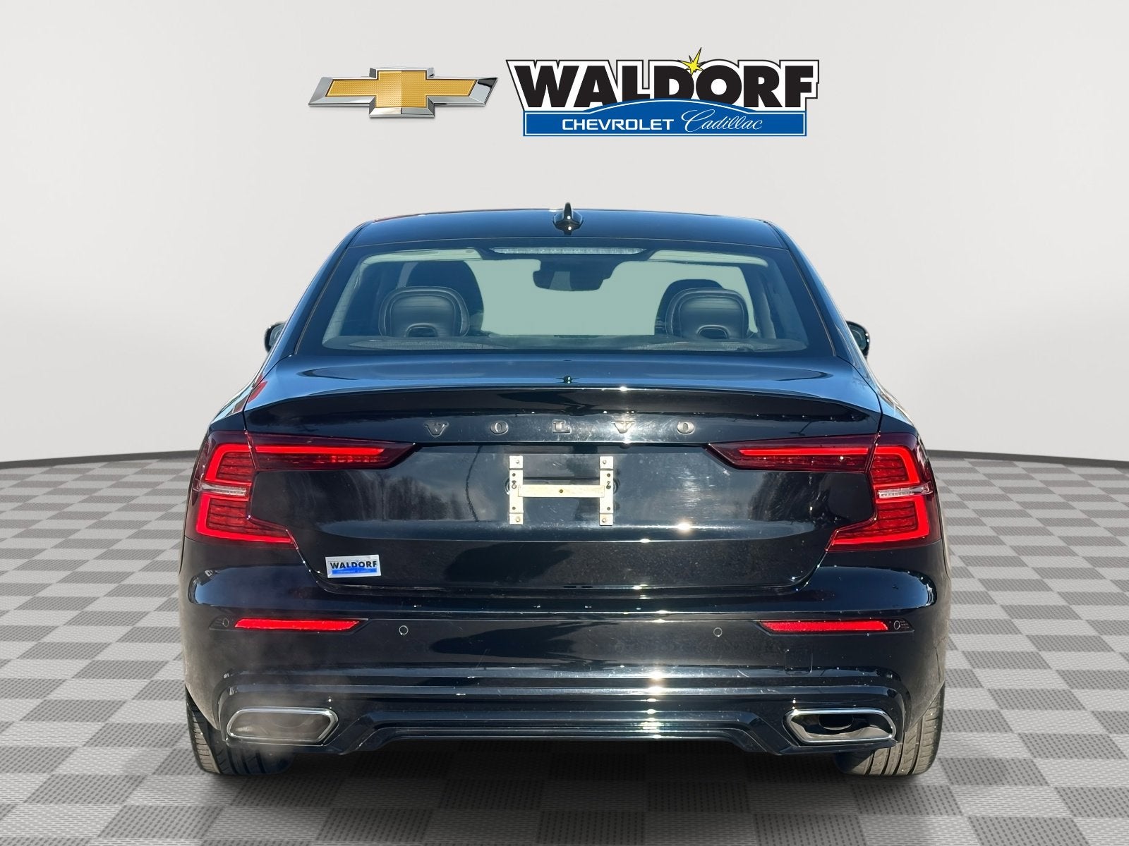 2022 Volvo S60 Momentum