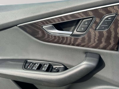 2021 Audi Q8 Premium Plus