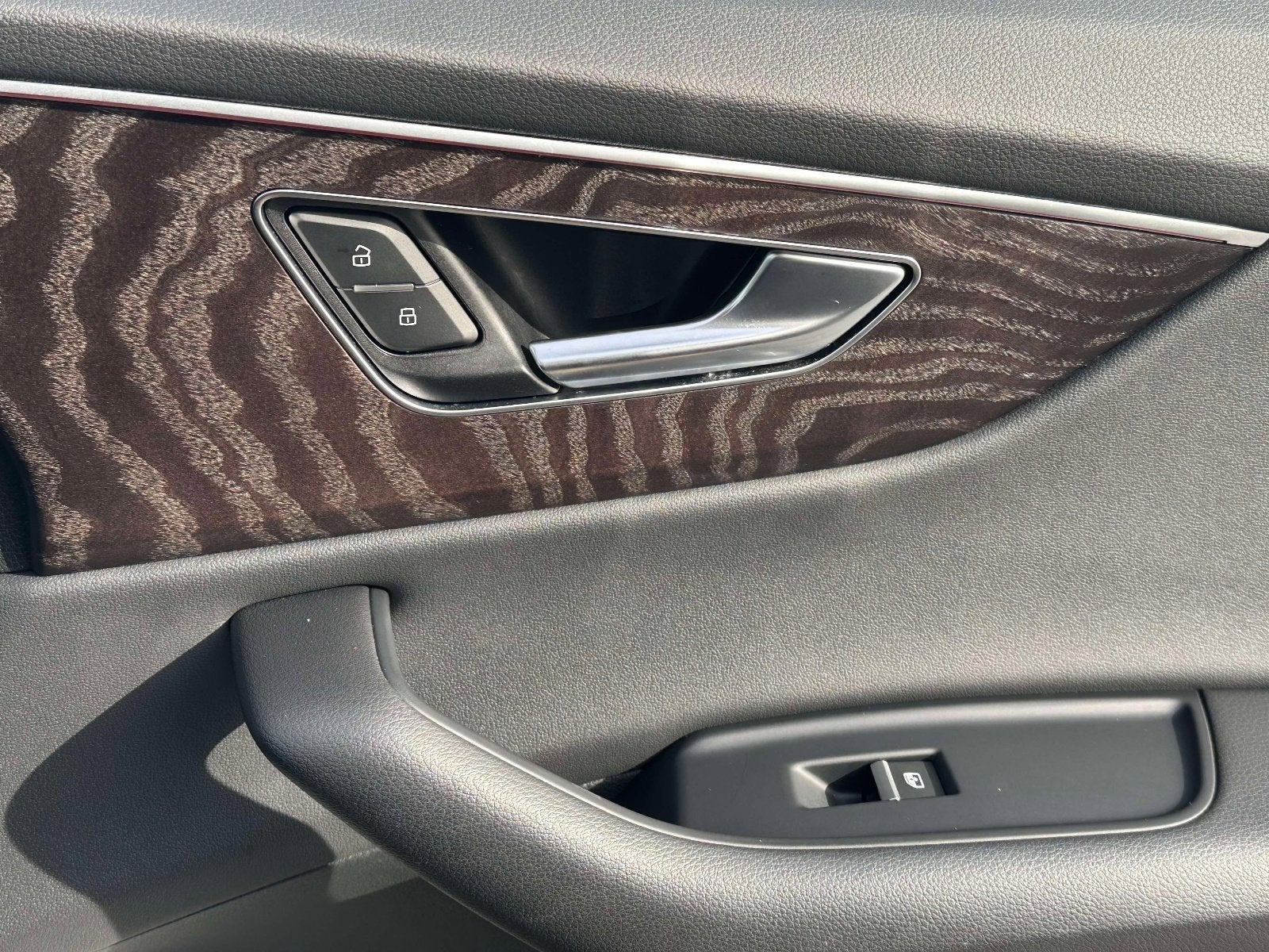 2021 Audi Q8 Premium Plus