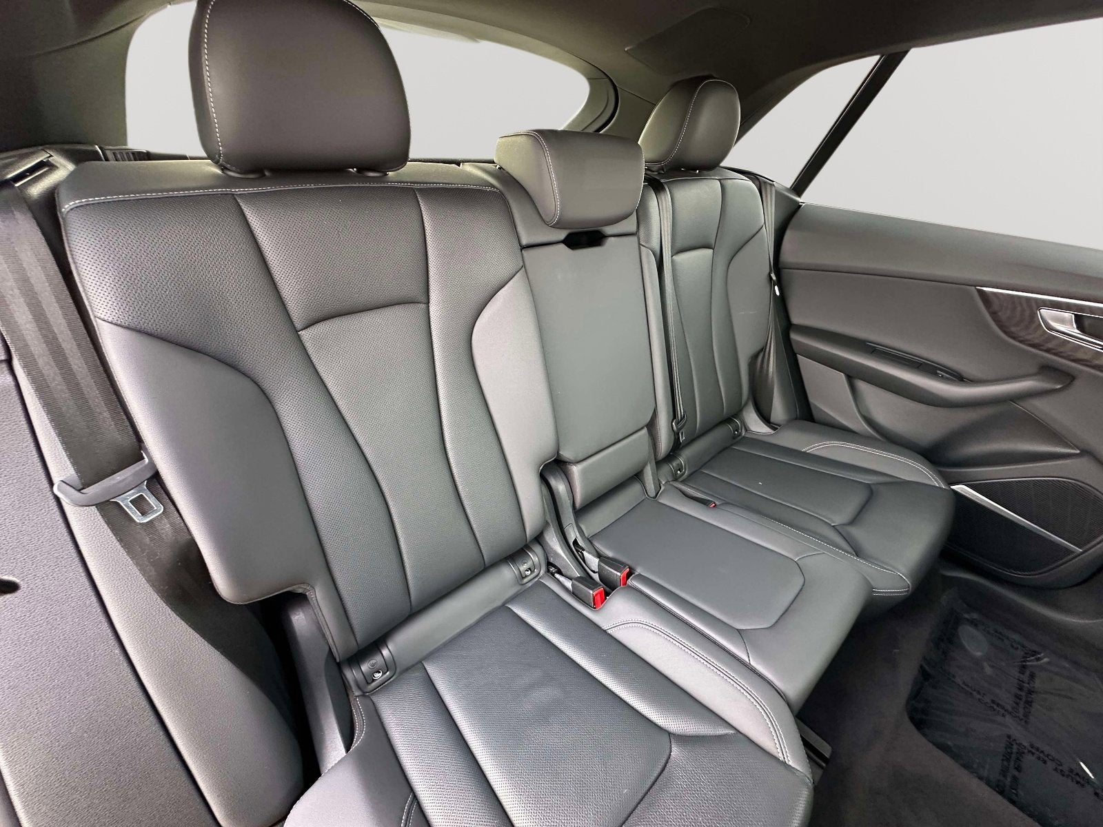 2021 Audi Q8 Premium Plus