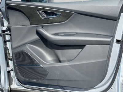 2022 Audi Q7 Premium Plus