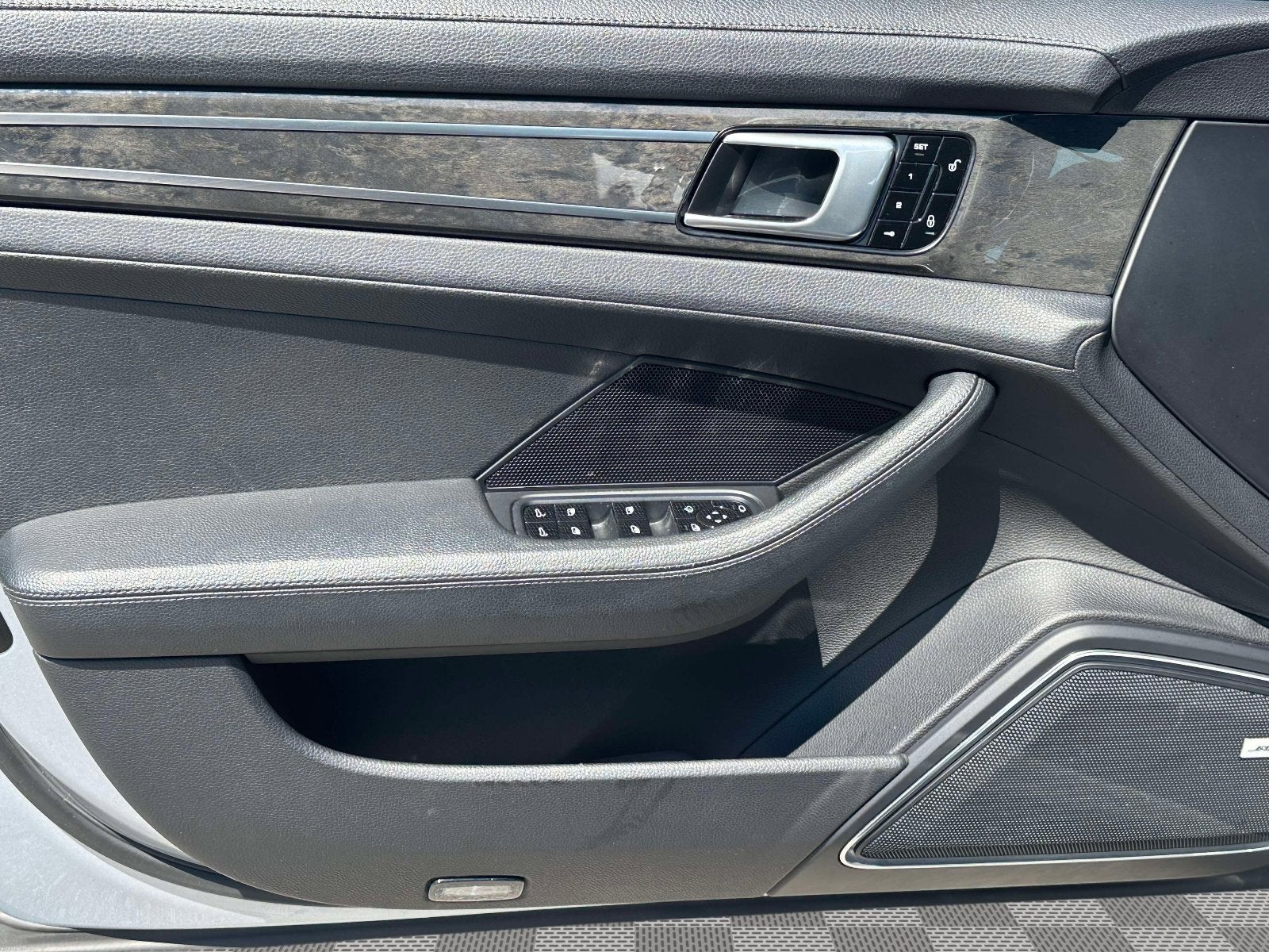 2018 Porsche Panamera Base
