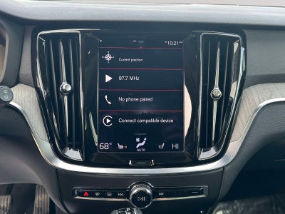 2021 Volvo V60 Cross Country Base