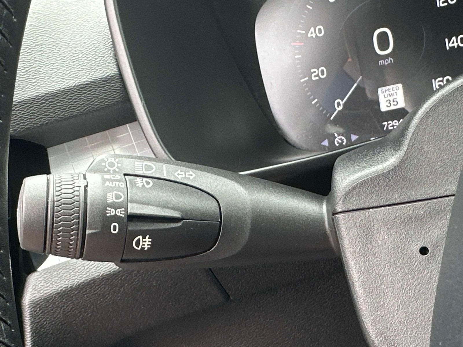 2020 Volvo XC40 Momentum