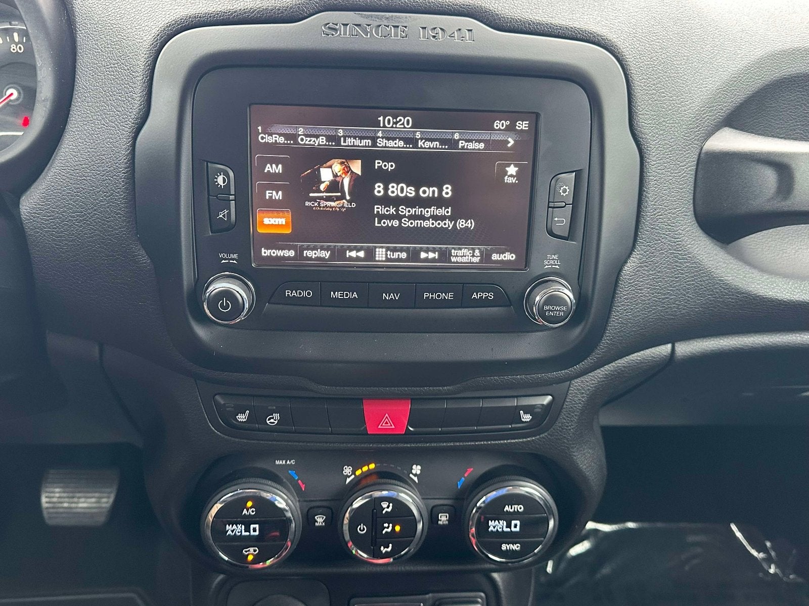 2017 Jeep Renegade Trailhawk