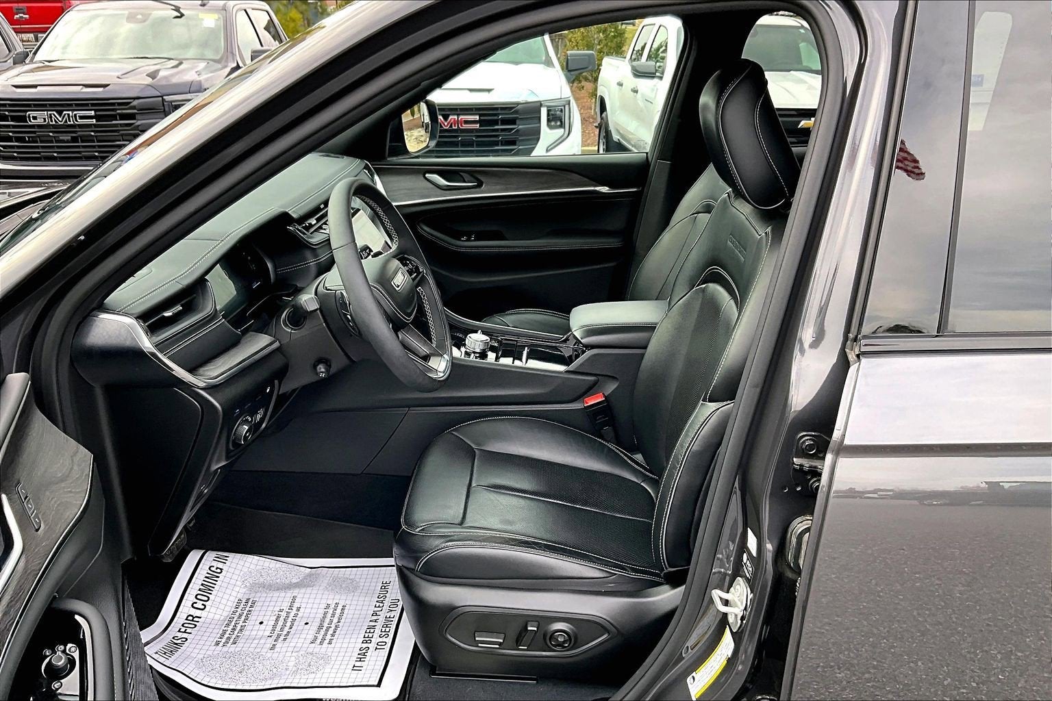 2023 Jeep Grand Cherokee 4xe Overland