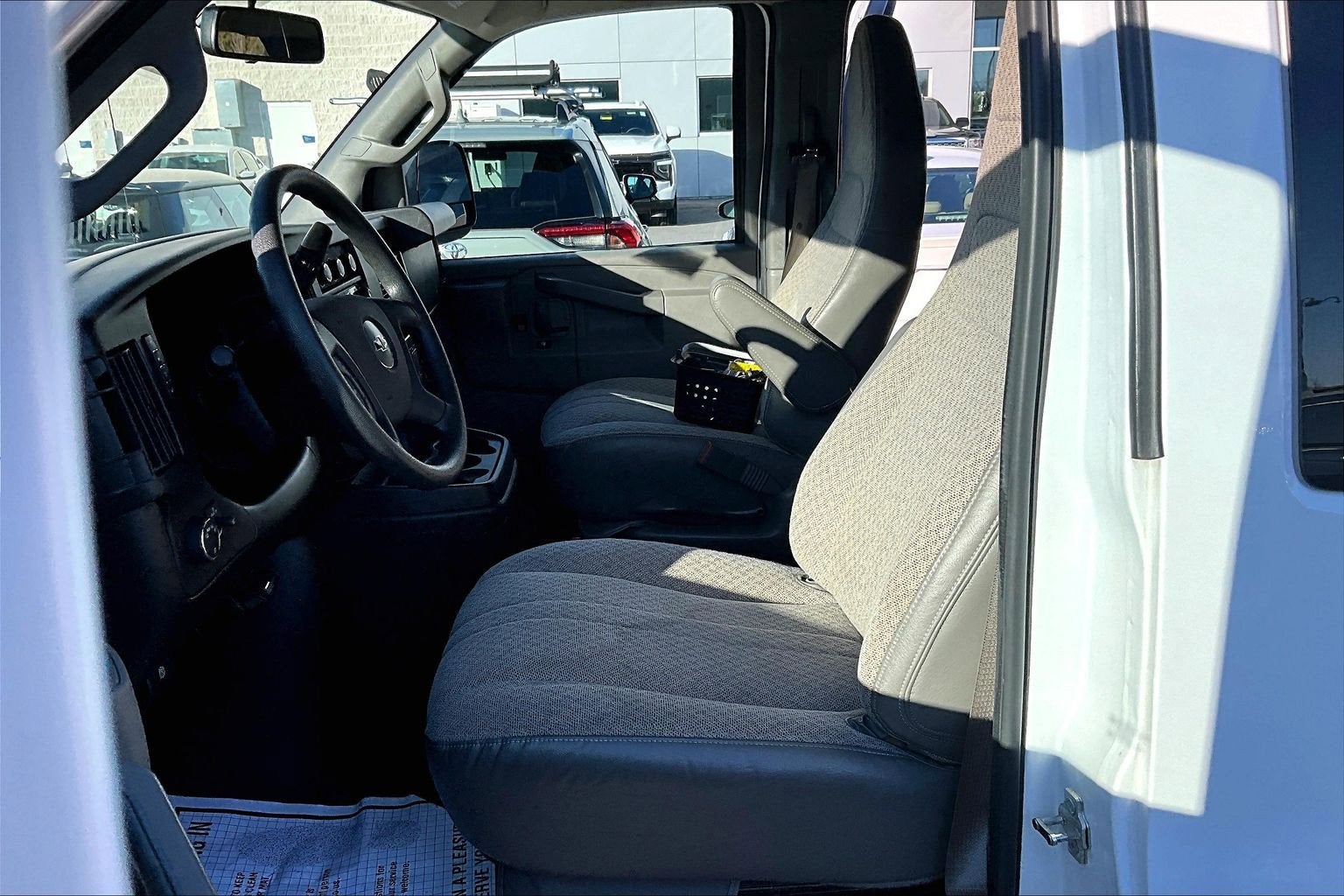 2018 Chevrolet Express Passenger 2500 LT