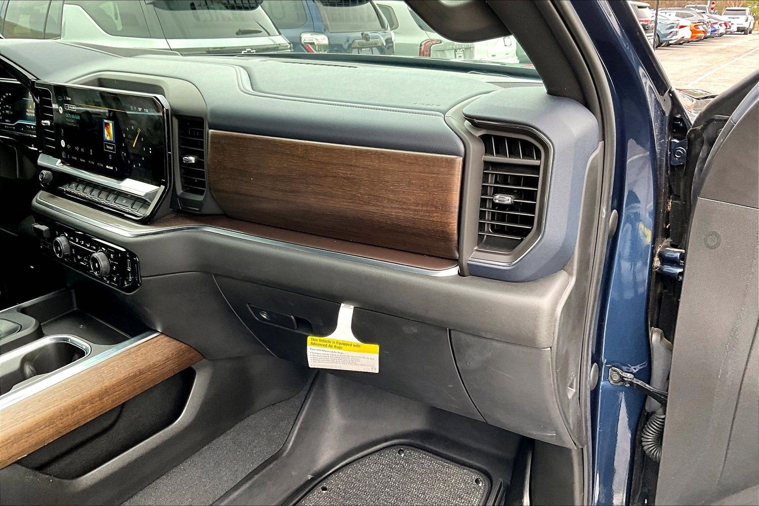 2022 Chevrolet Silverado 1500 High Country