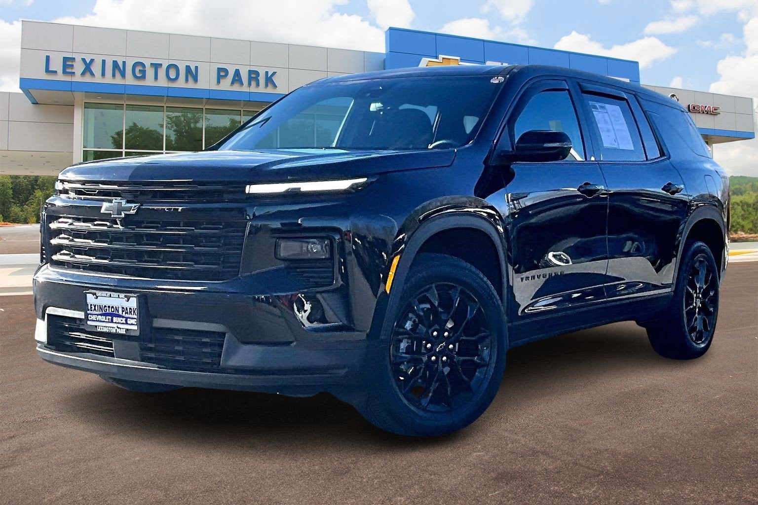 2024 Chevrolet Traverse LS