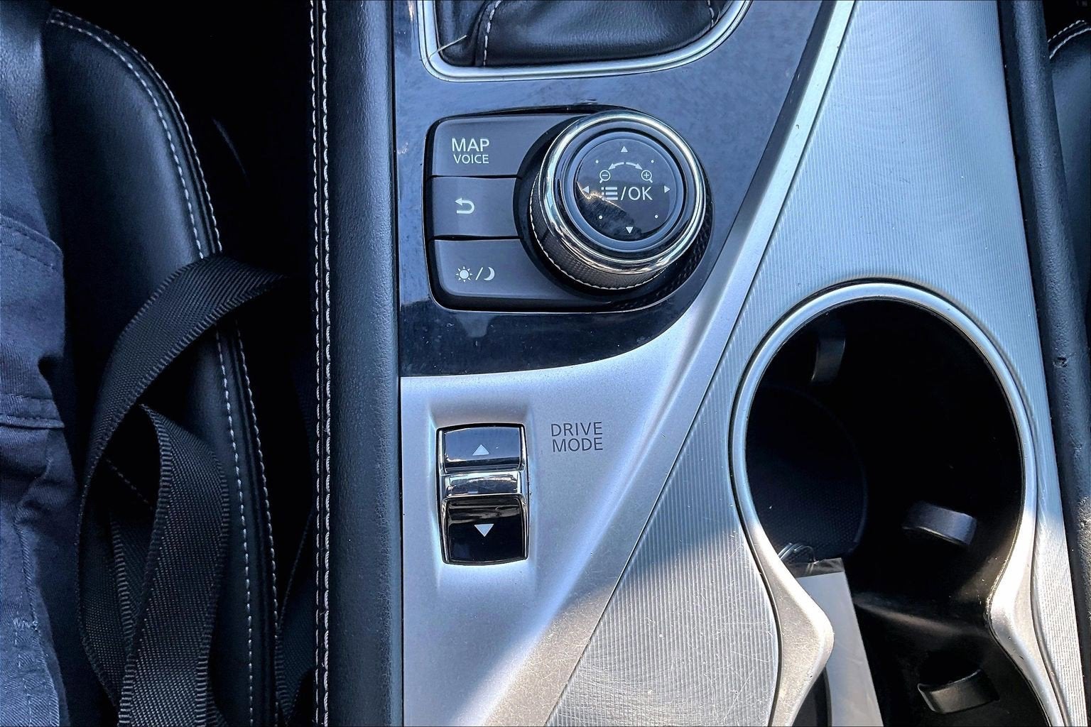 2018 INFINITI Q60 3.0t LUXE